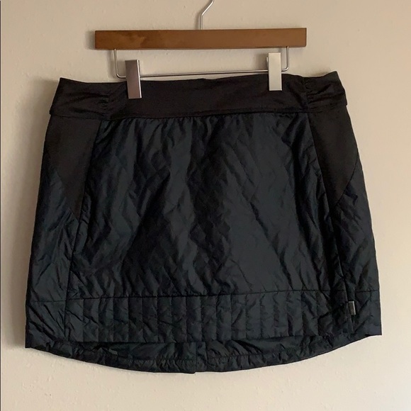 Mountain Hardwear Dresses & Skirts - Mountain Hardwear Quilted Nylon Skirt